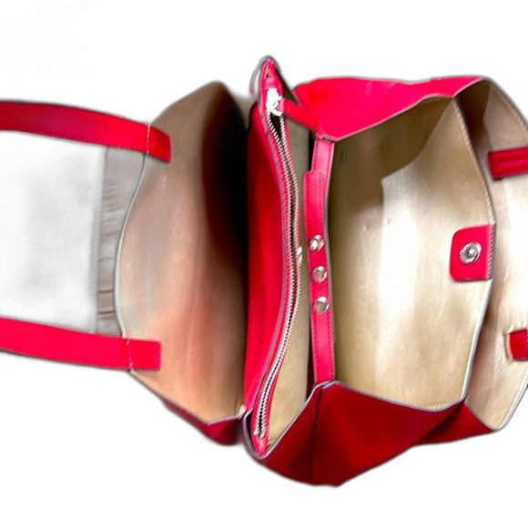 Lg Red Tote by Nine West EUC - Picture 2 of 12